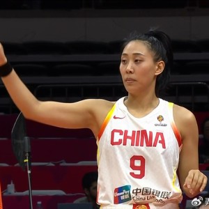 光好看没用！3战三分6中0，大空位不敢投，球迷：完全没进攻能力|唐子婷|张茹|国家队|锋线|李梦_新浪体育_新浪新闻